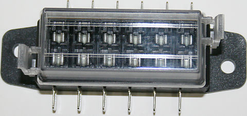 6-Way Fuse Block for Standard Plug in Fuses