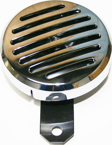 Horn with Chrome Grill