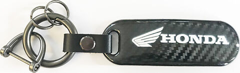 Honda Logo Keychain with Carbon Background
